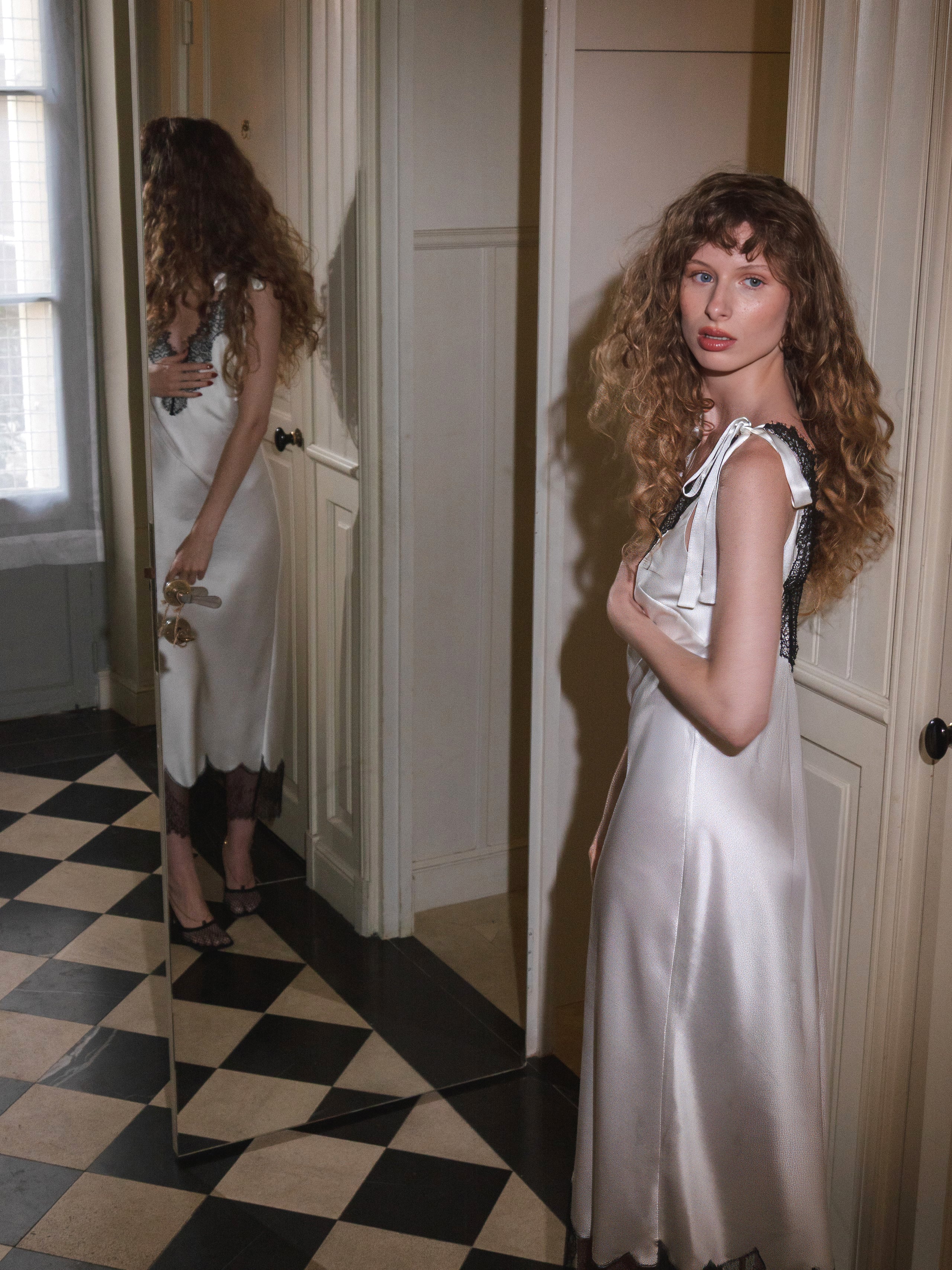The Danette Dress Perle