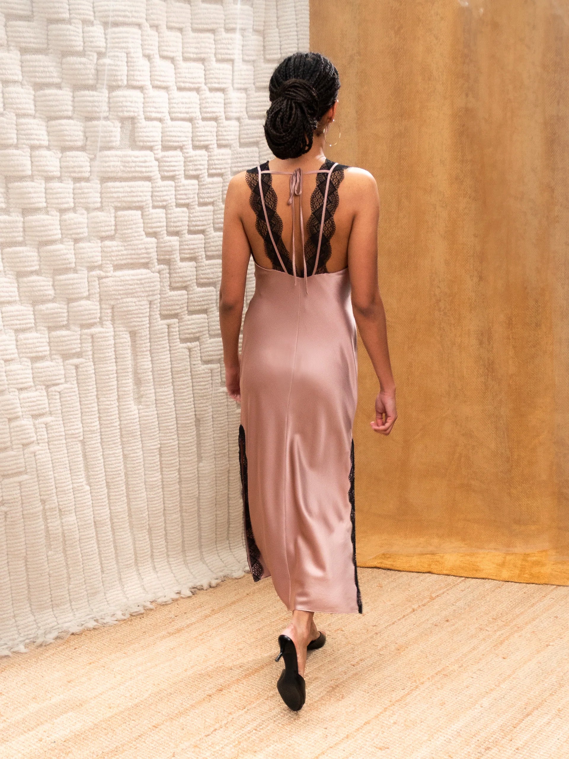 The Starlette Dress Blush Mocha
